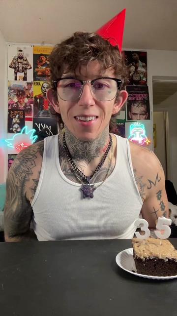 @Joey Mukbangs 480🌵559🌴