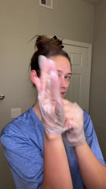 @VANESSA BENZING