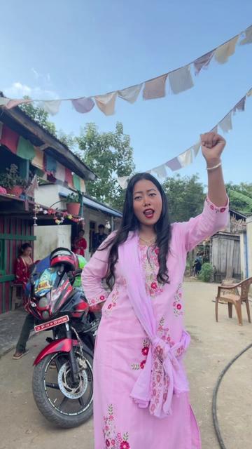 @Binita_Rani👑💫