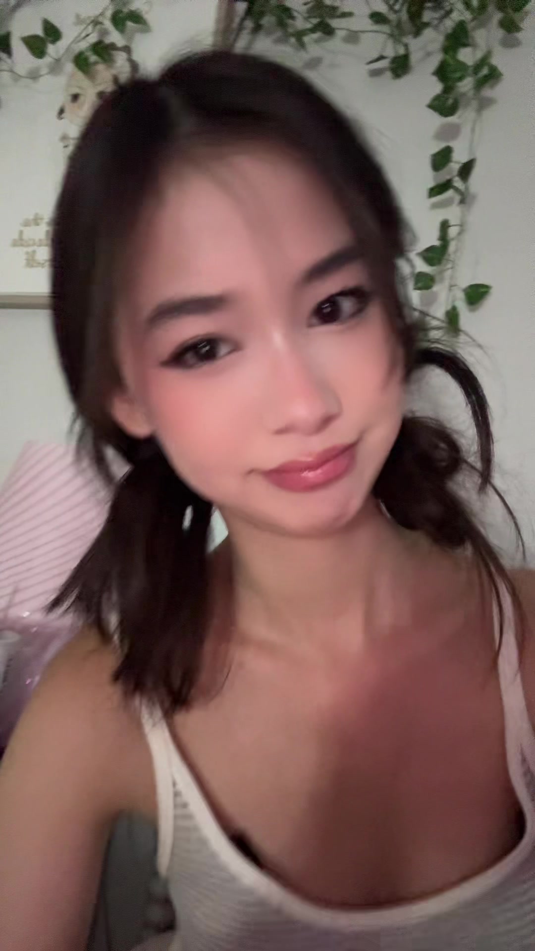 @victoria emily