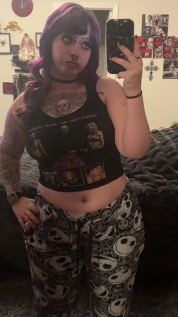 @JaneSpookyHot