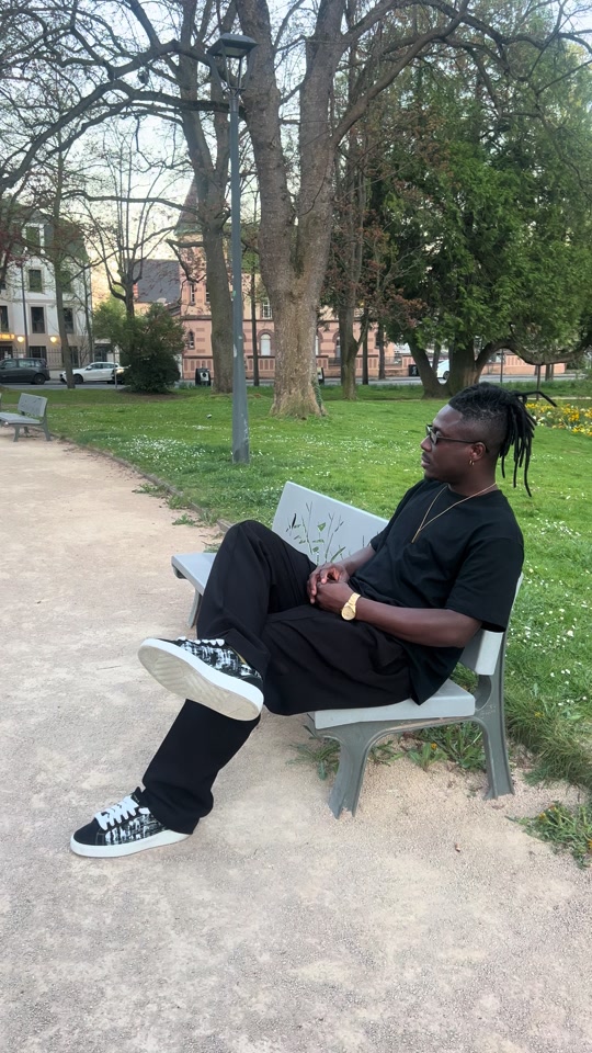 @𝔽𝕆𝕃𝕀𝔻𝕁𝔸ℕ𝕋𝔸 🤴🏾