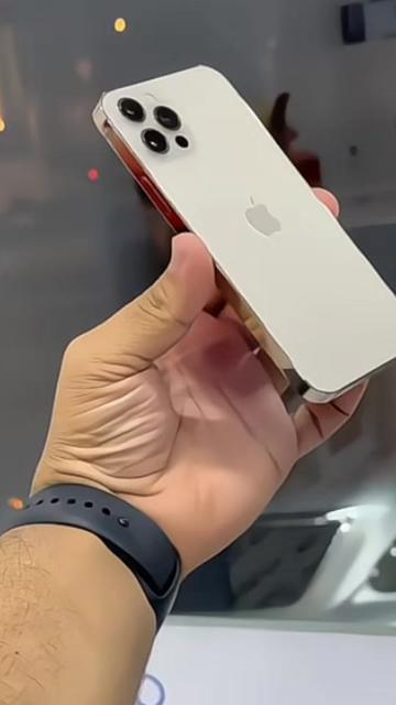 @𝐀𝐩𝐩𝐥𝐞 𝐒𝐭𝐨𝐫𝐞 📱