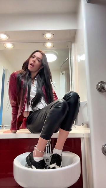 @Courtneyhadwin