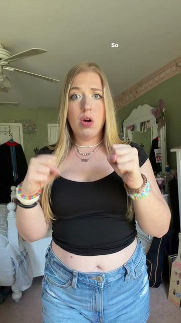 @Nicole💞🤟🏻