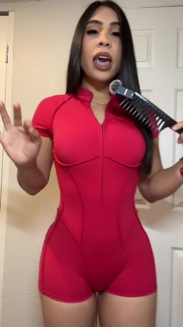 @Charlottepr_