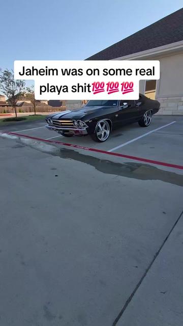 @MoMoney
