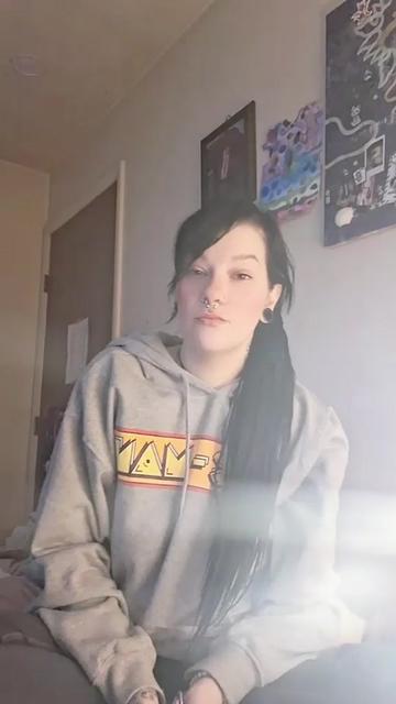 @Iminsanitylifeisthemadhouse🫀