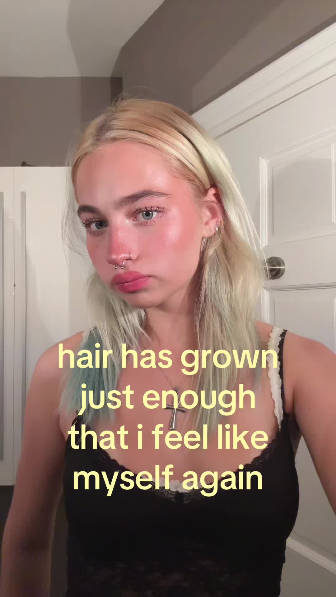 @️