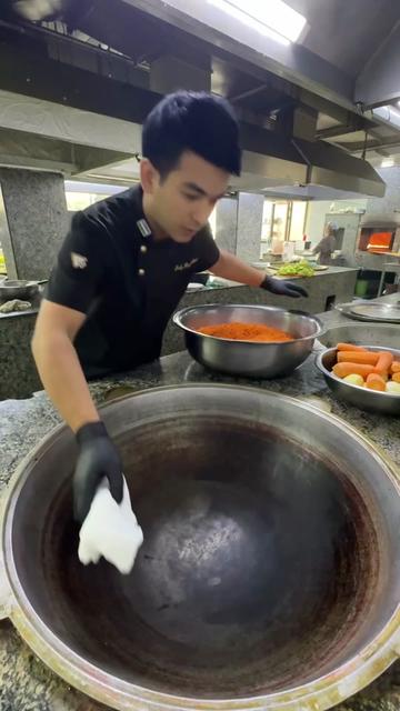 @chef.muydinov
