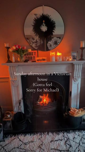 @Victorian House  Jules