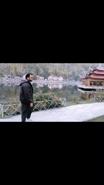 @Travel_with_Waqas
