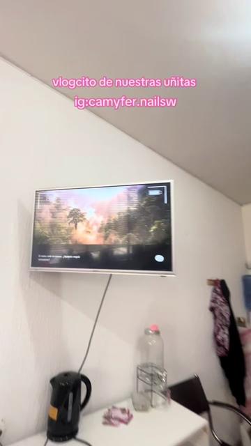 @LasMellis