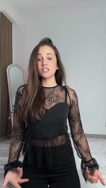 @Ella