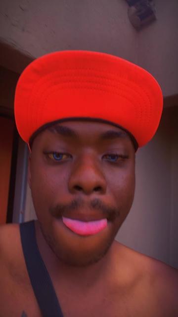 @Leblesser via LnB705