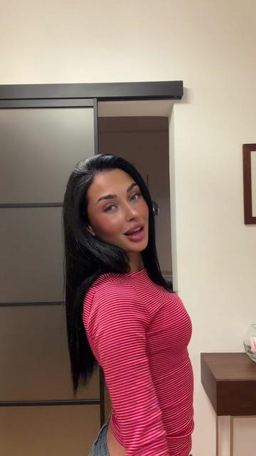 @Nicole Serreti