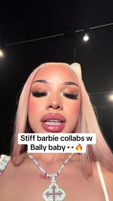 @Stiff Barbie👸🏼🎀