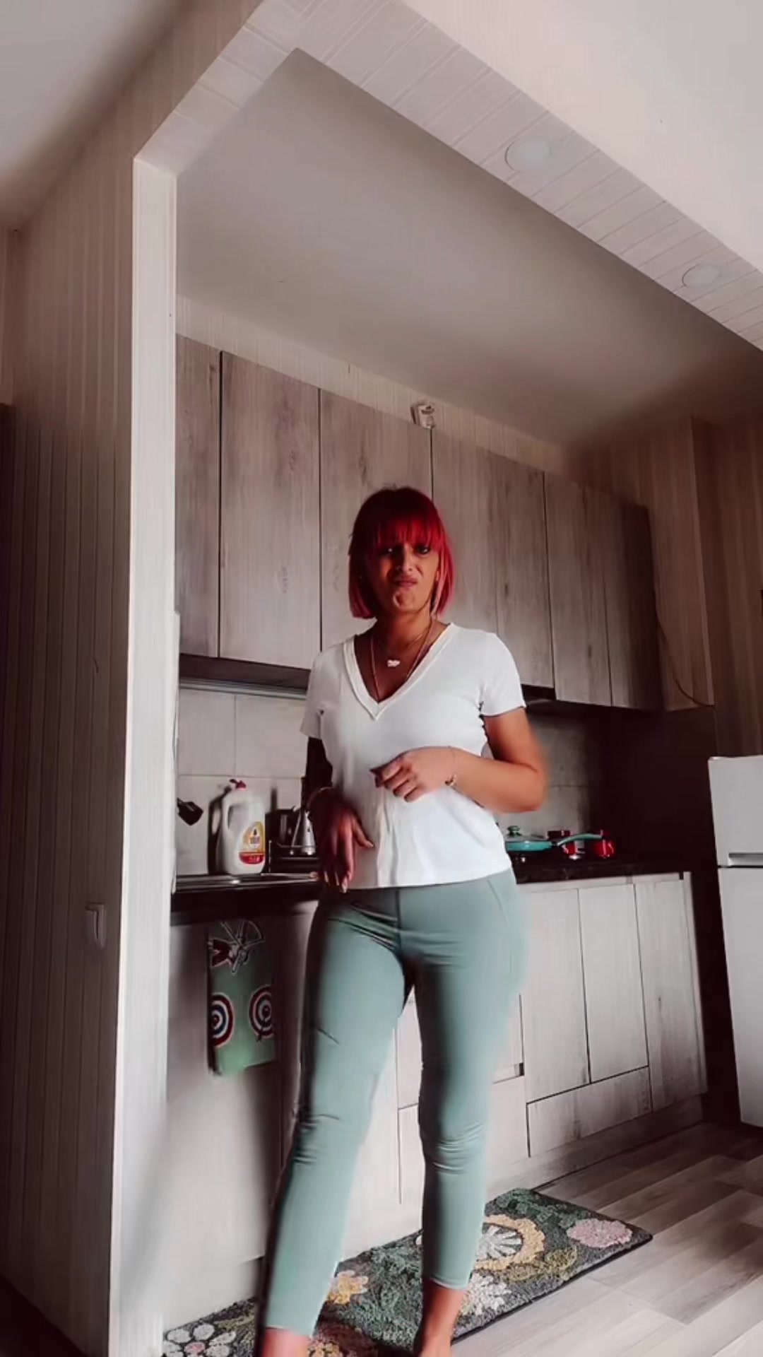 @bebe77777b