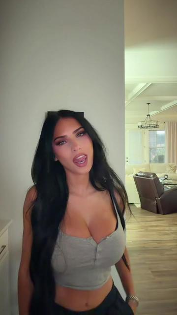 @Elle B