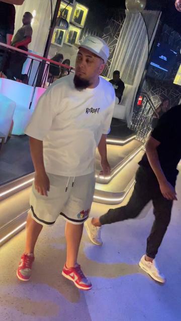 @zubi_the_mc