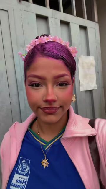 @Lolalinda
