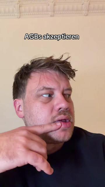 @ClowdyRowdy