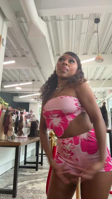 @Lay Luscious