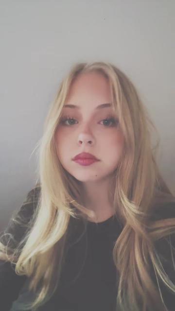 @zoemberassing