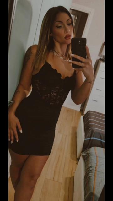 @Debora Fava 🖤♓🐺