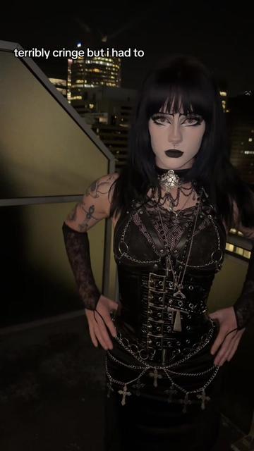 @𝕭𝖊𝖝