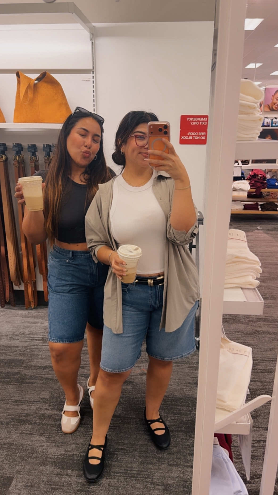 @Liz Noza