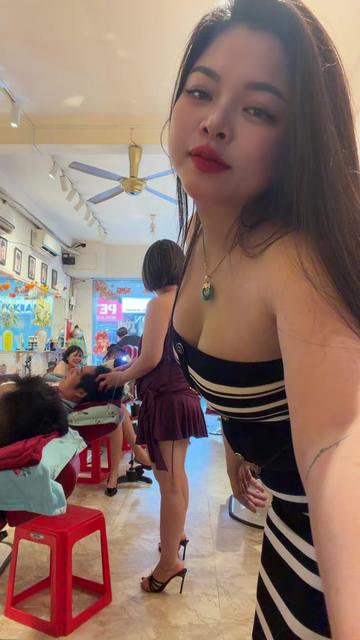 @HỚT T&Oacute;C NAM THẢO NGUY&Ecirc;N Q4