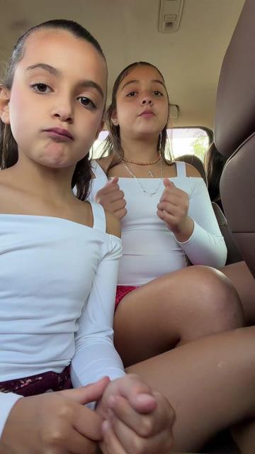 @thecarshowsistersandad