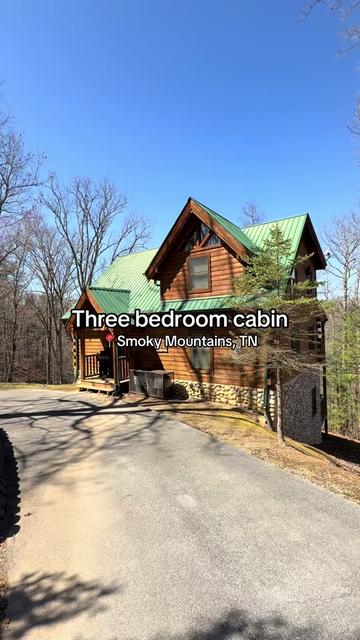 @SmokyMountainDreamVacation.com