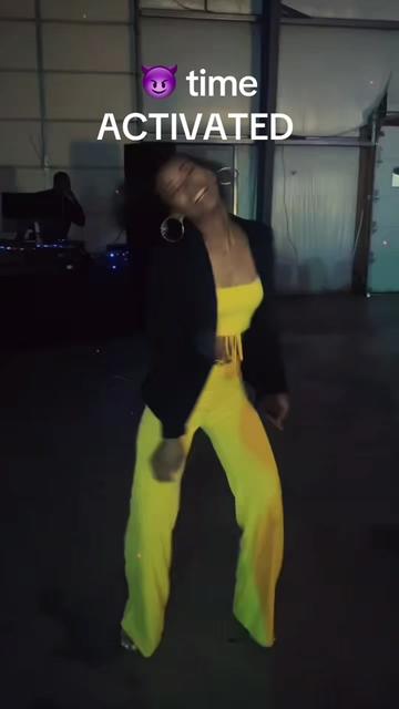 @Mom.TheCrew