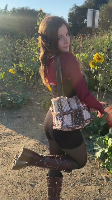 @Fae 🌈