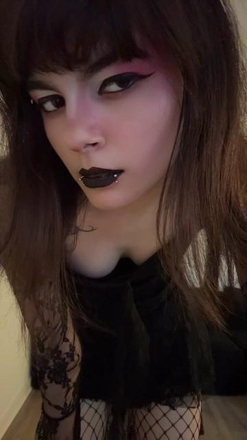 @Love_Graves__