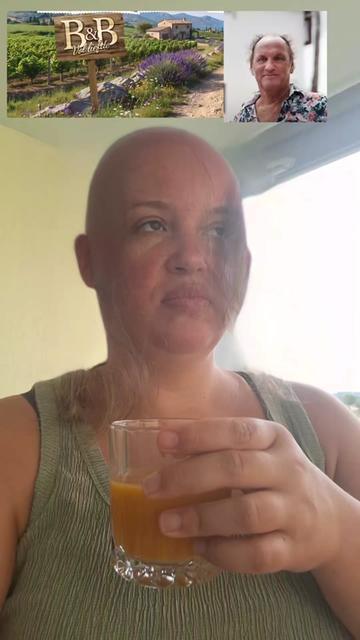 @Elvira Semovic | Comedian