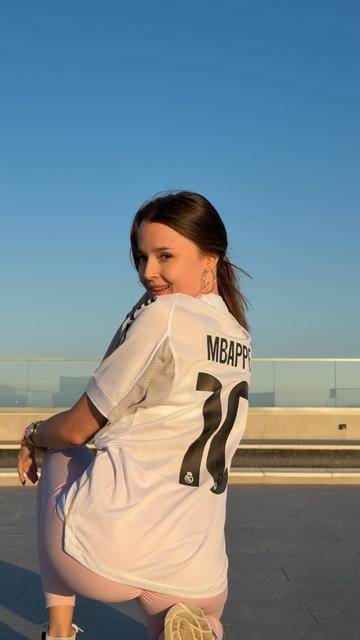 @Eva Mininova ⚽️