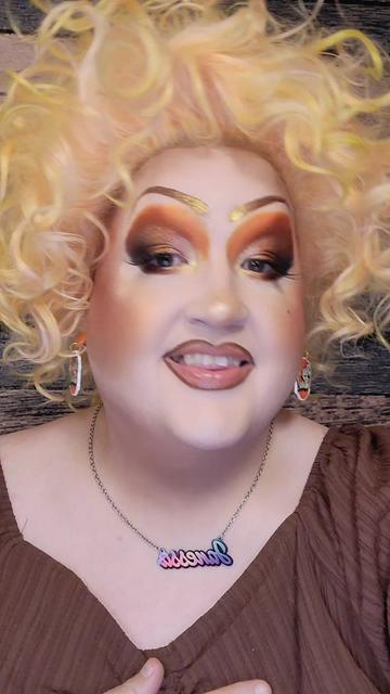 @Janessa Jaye Champagne