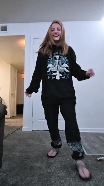 @airyanna sharkey🤑🤤