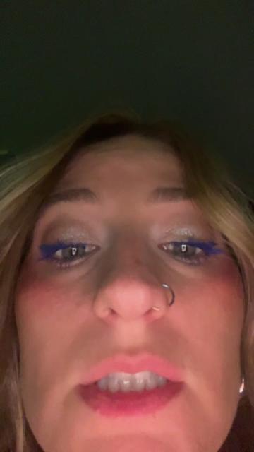 @Jewels_Ann