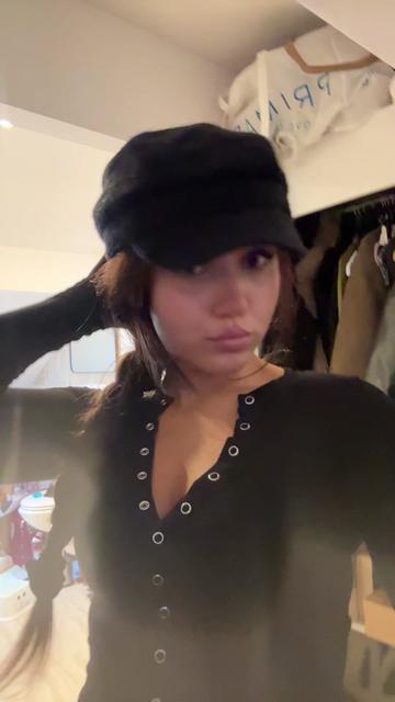 @sexymysterious lady