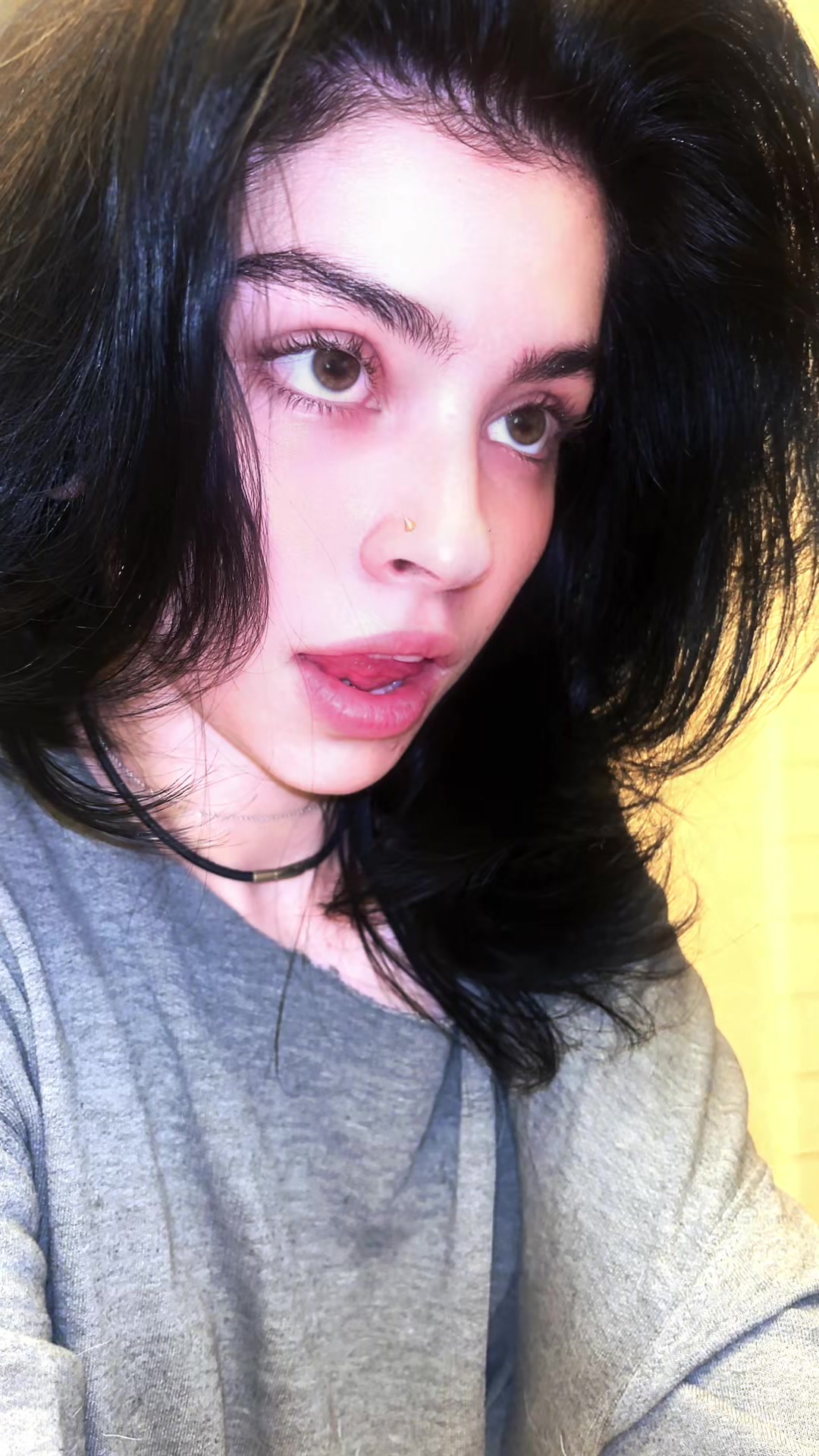 @bella