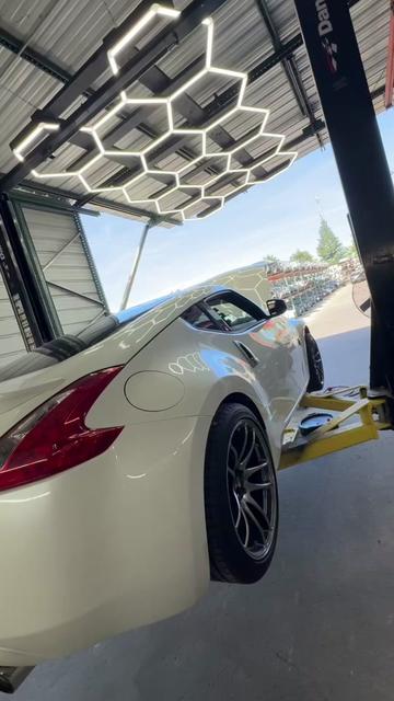 @niftygarage__