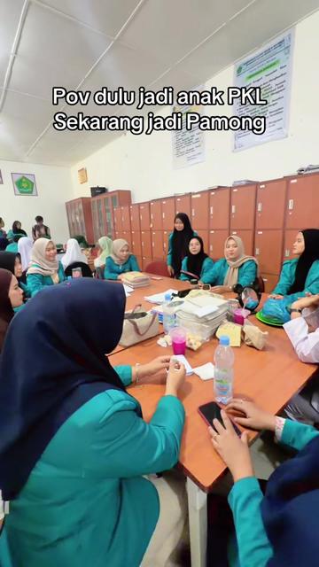 @Meiliza Hijratti S.Pd