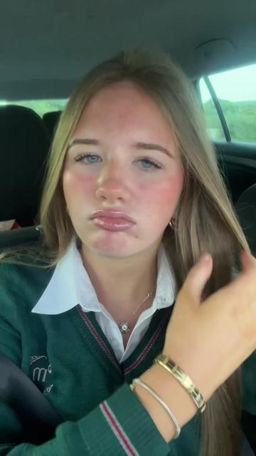 @𝐋𝐌🎀🩵😛👏🏽🍒🩷🙈🙂