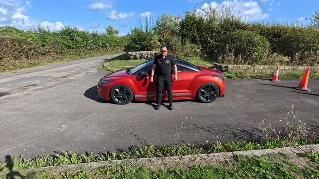 @LIMITLESSMEDIAUK_