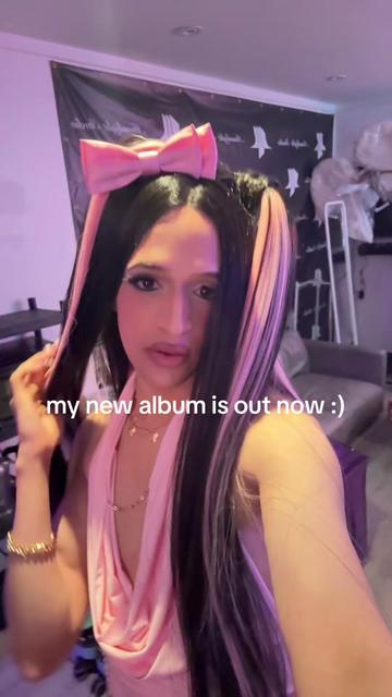 @bjlips