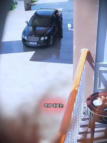 @Vw34